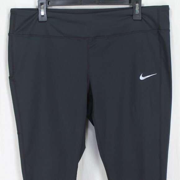 Nike Dri Fit Capri Pants Womens Size 1X Solid Black Pull On Waist - Picture 2 of 6
